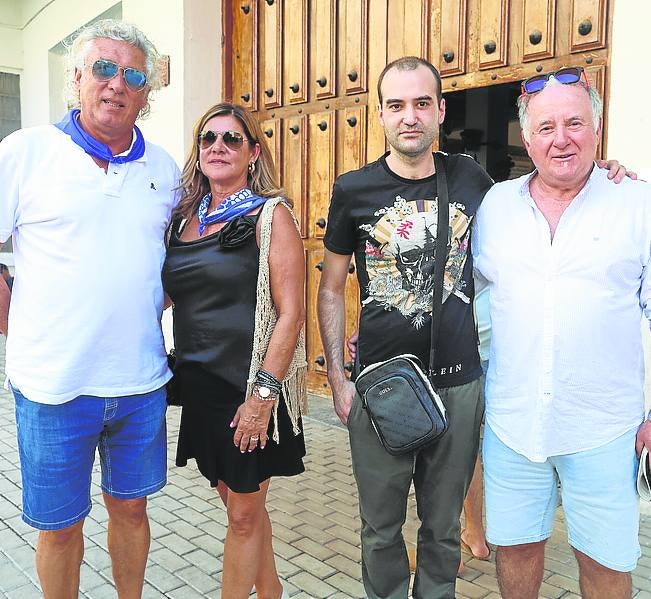 Nicolás Fernández, Virginia Aguado, Erlantz y Peru Navarro. 