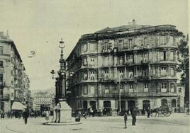 La sde del Crédito de la Unión Minera, en la Plaza Circular.