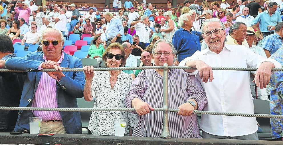 Jorge Gil, Cristina Muniozury, Luis Garrido y Javier Ortuzar.