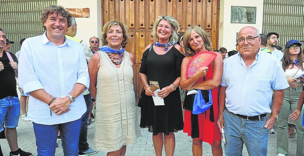 Eneko Andueza, Almudena Carral, Vicky Ausín, Mercedes Iriondo y Anselmo Márquez.