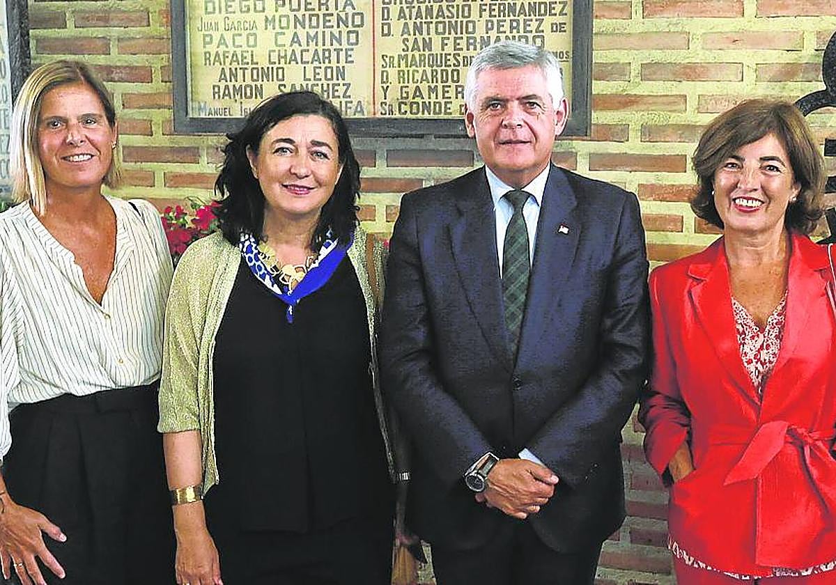 Sofía Delgado, Yolanda Díez, Kepa Odriozola, Estíbaliz Díaz de Lezana y Vicente del Arenal.