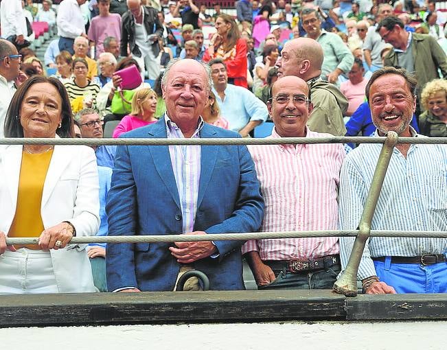 Natalia Cruzat, Jaime Real de Asúa, Luis Javier y Ávaro Díaz de Lezana.