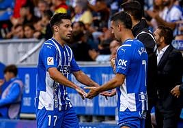 Álex Sola sustituye a Xeber Alkain.