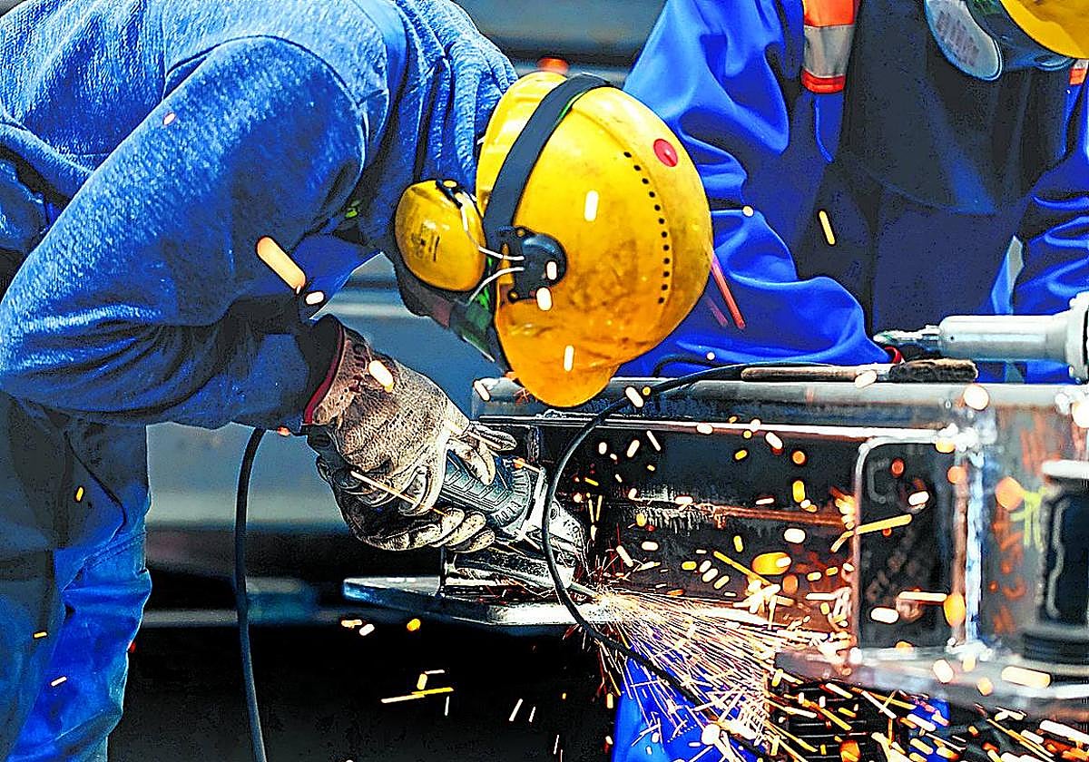 Algunos sectores de la industria vasca han comenzado a dar síntomas de cierto debilitamiento.