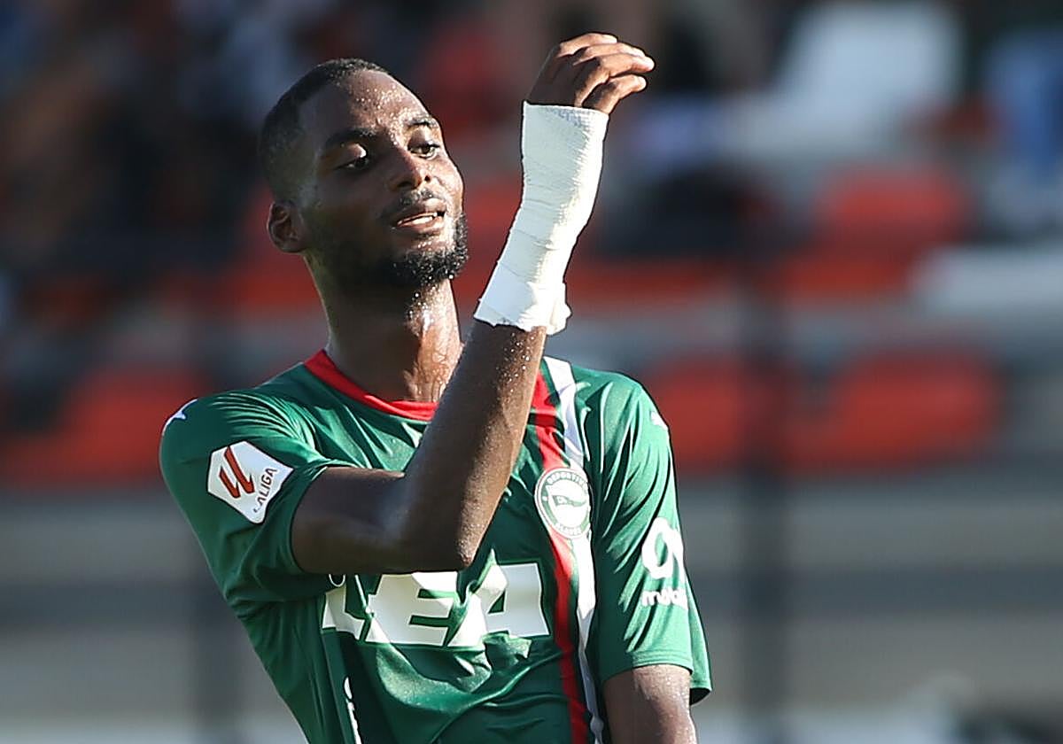 Abdallahi, en un partido de pretemporada con el Alavés.