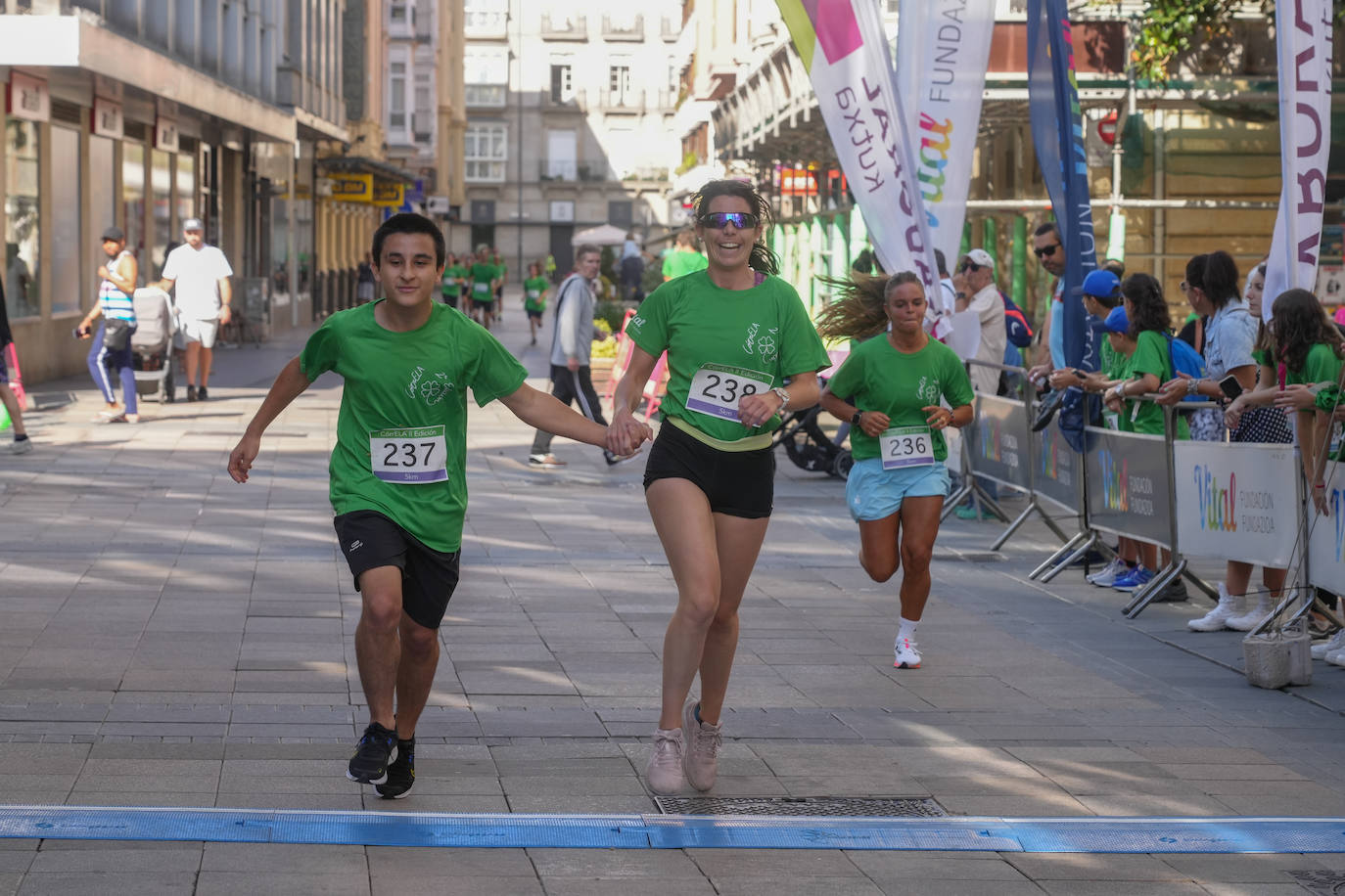 La carrera CórrELA de Vitoria en imágenes