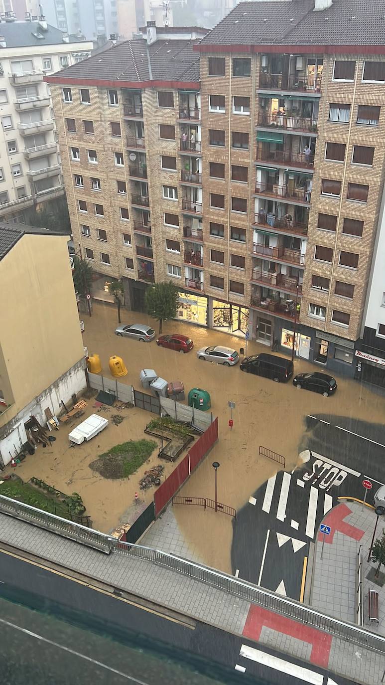 Una granizada provoca diversos daños en Bizkaia