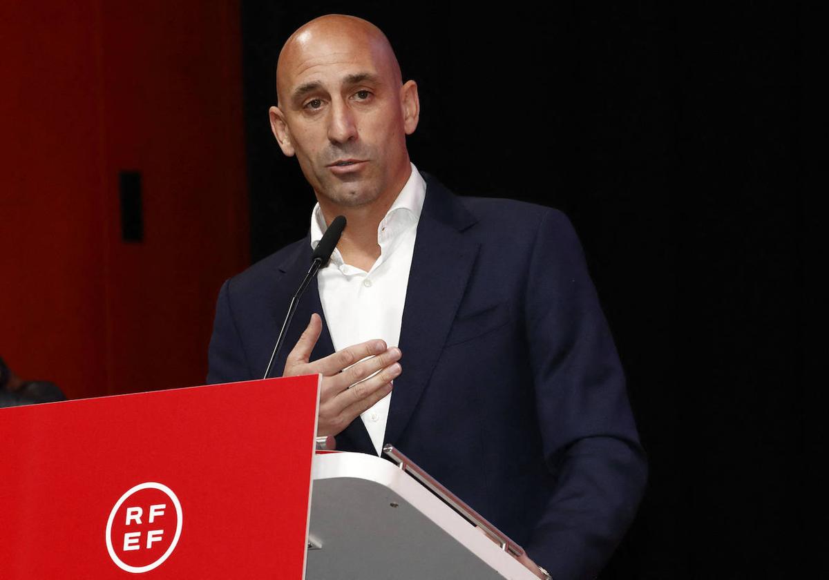 Rubiales pone en venta por 2,5 millones el piso de lujo que la Federación le ayudaba a pagar con 3.000 euros al mes