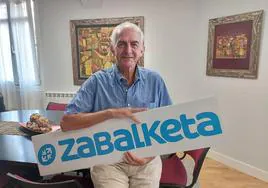Bernar impulsó la ONG Zabalketa «para acercar a las personas las necesidades del mundo».