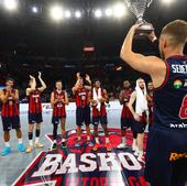 El Baskonia sobrevive con un 19% en triples y levanta ante el Derthona otro Trofeo Diputación