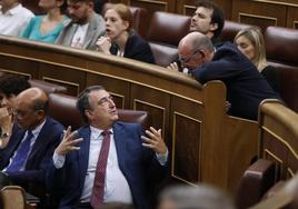 Sánchez desaira al PNV y Bildu al priorizar el catalán frente al euskera en Europa