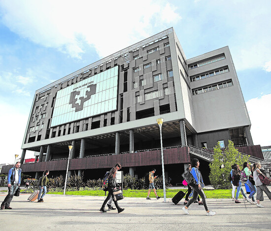 El profesorado de la UPV hará huelga para exigir mejoras laborales