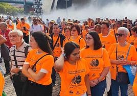 Un millar de personas reivindica en Bilbao más medios en la lucha contra el alzhéimer