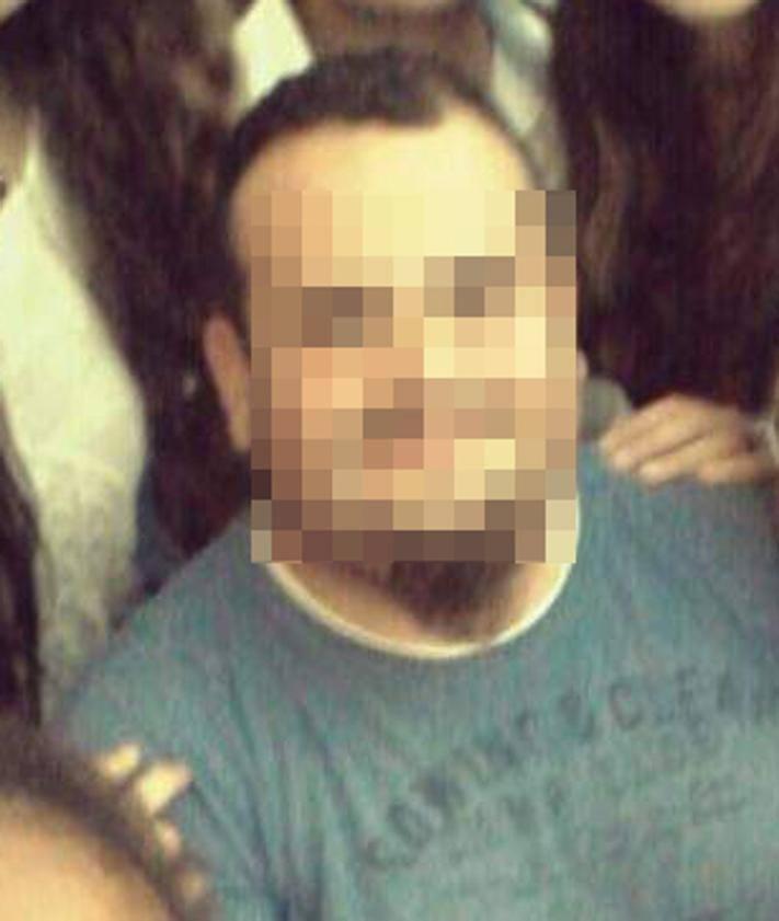 Imagen secundaria 2 - Ascensión y caída del padre Fran, el cura detenido por sedar a mujeres para abusar de ellas y grabarlas