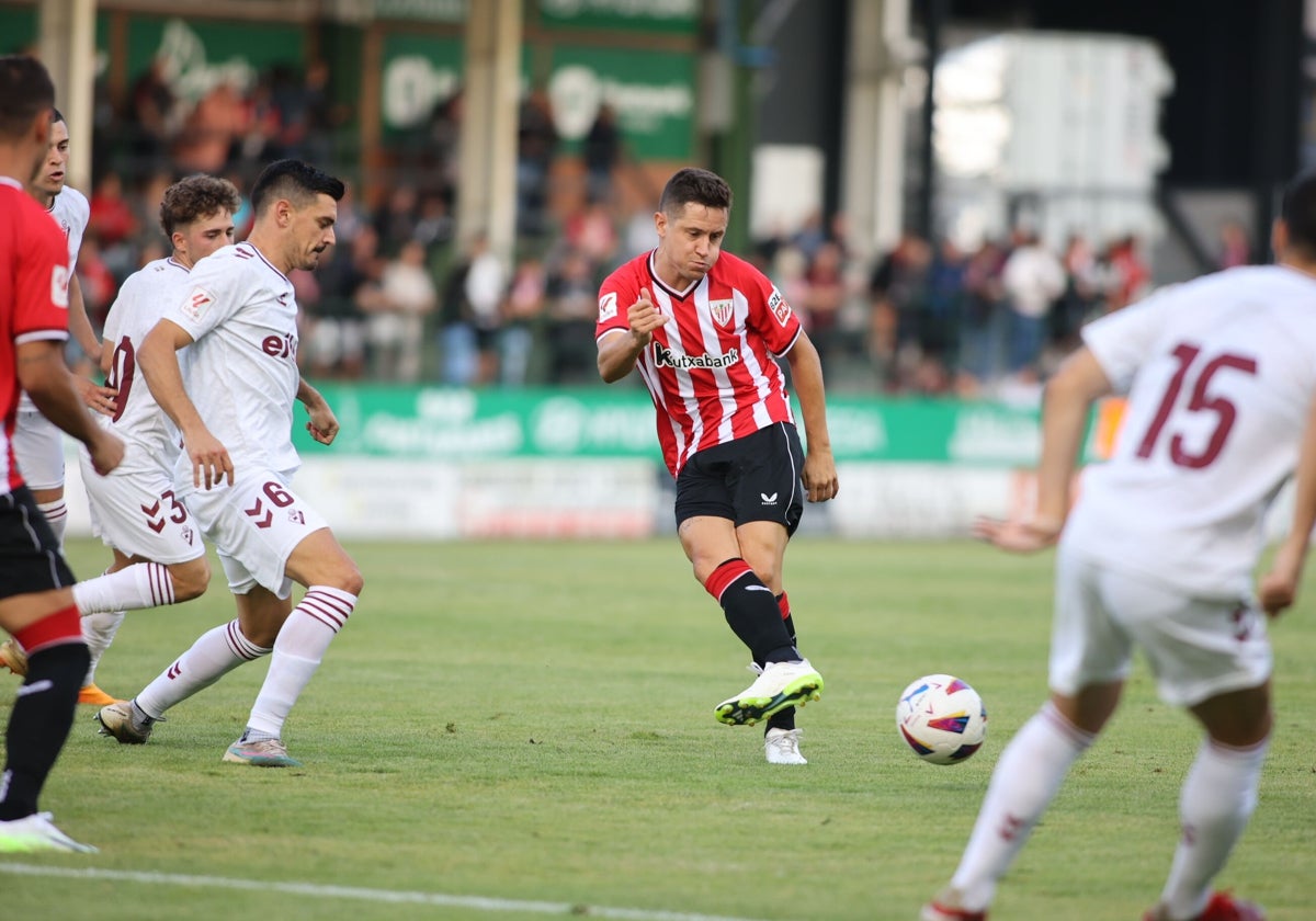 Herrera, en un amistoso ante el Eibar en agosto en Sestao.