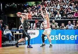 Victoria insuficiente de los hombres de negro