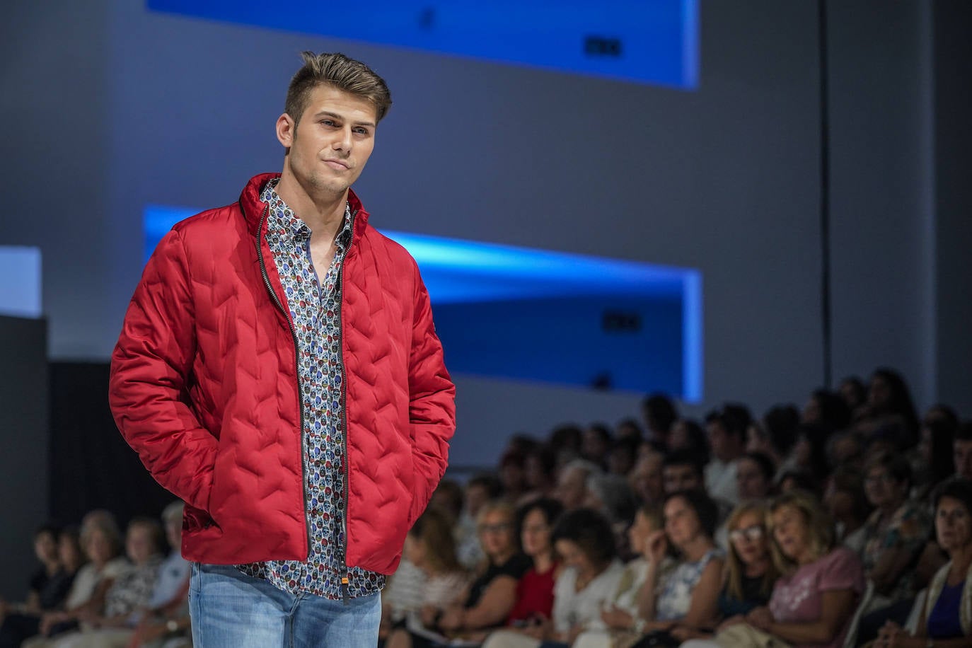 Más plumíferos sobre la pasarela de Gasteiz On.