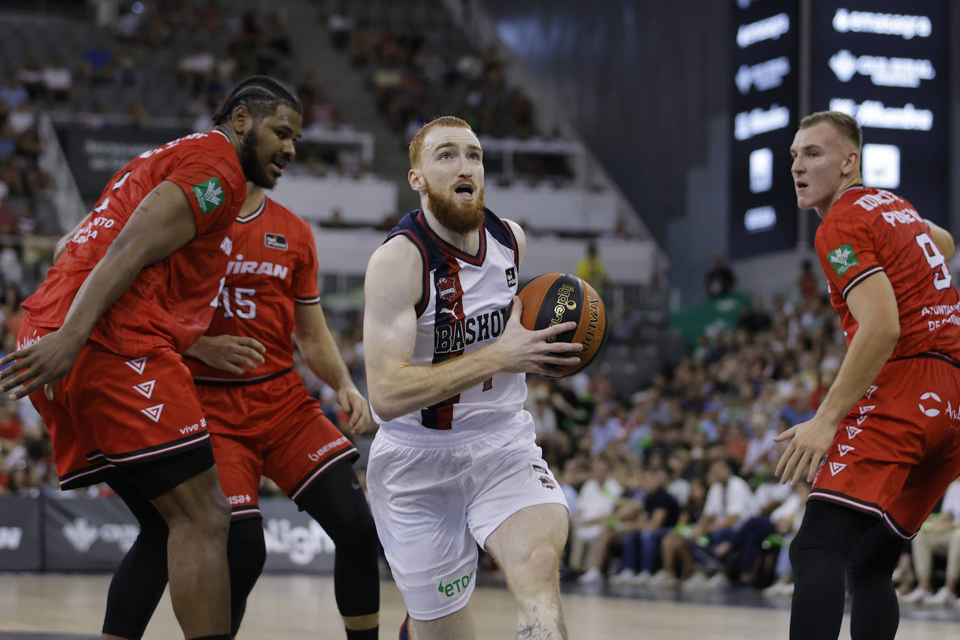 Las mejores imágenes del Granada-Baskonia
