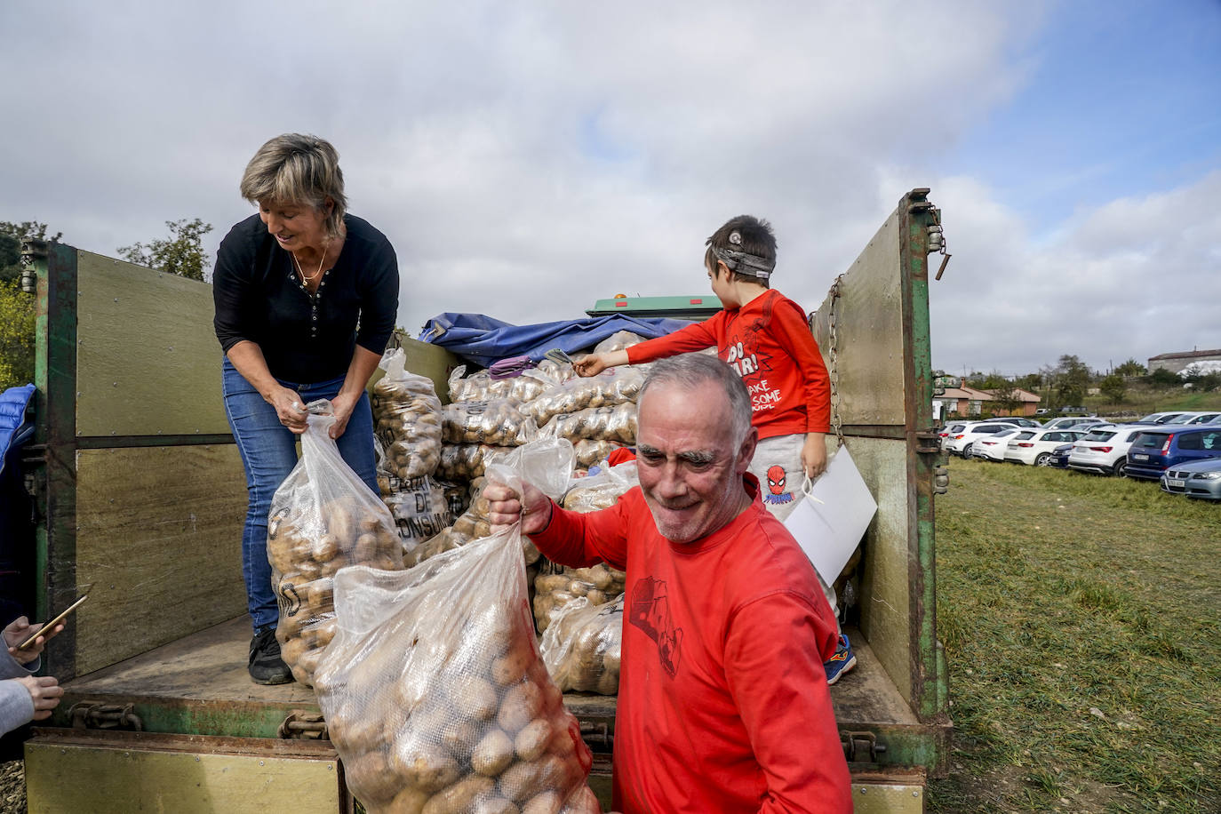 La Feria de la Patata de Valdegovía, en imágenes