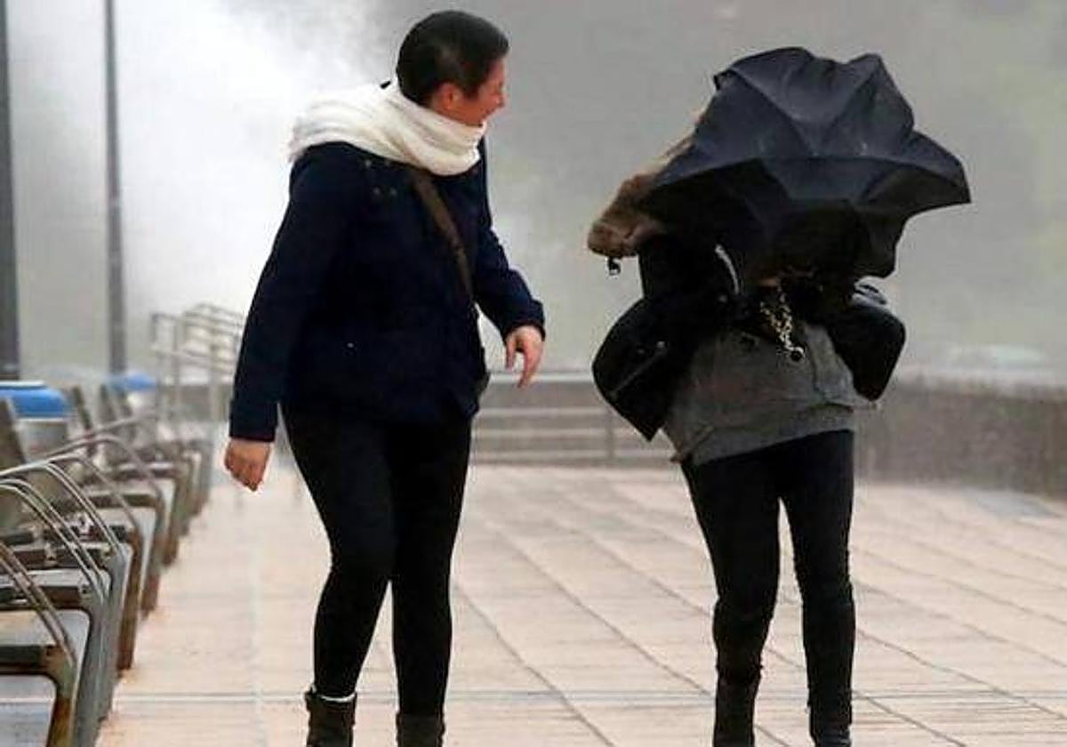 Las rachas de viento superan los 100 kilómetros por hora en Bizkaia y se amplía el aviso amarillo para este jueves