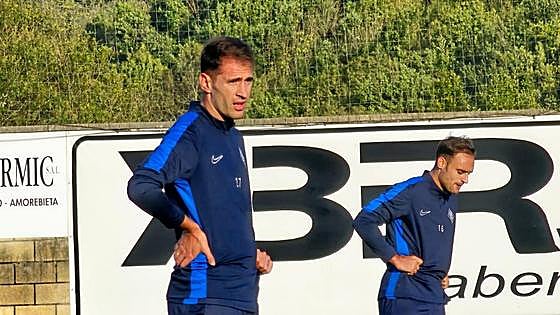Enric Saborit entrena con el Amorebieta
