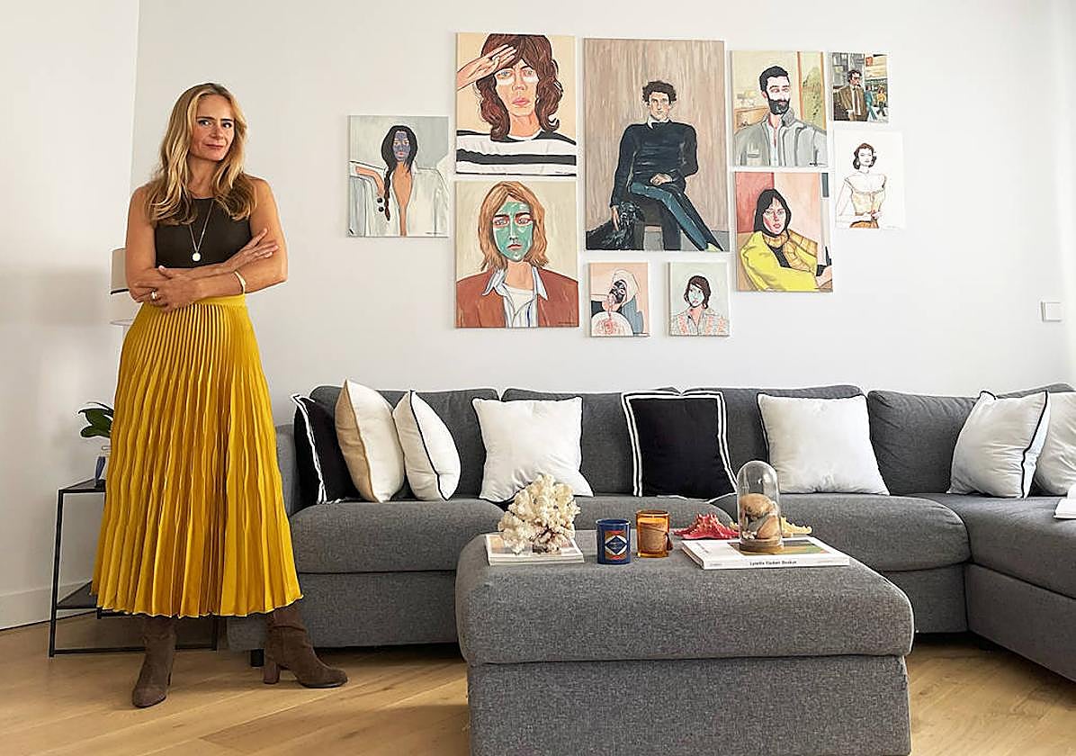 El piso de Beatriz en Bilbao o cómo esta pintora ha llenado su hogar de arte.