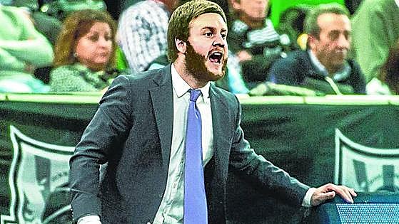 El entrenador de Galdakao enrolado en el Sibiu rumano, próximo rival del Bilbao Basket
