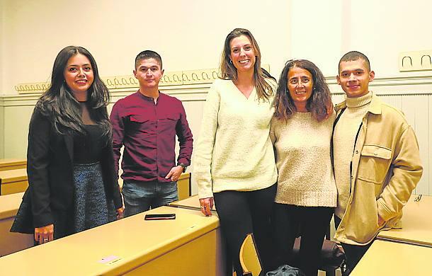 Yuliana Vargas, José Cadena, Lara Ibáñez, Beatriz de Saracho y Felipe Tamayo.