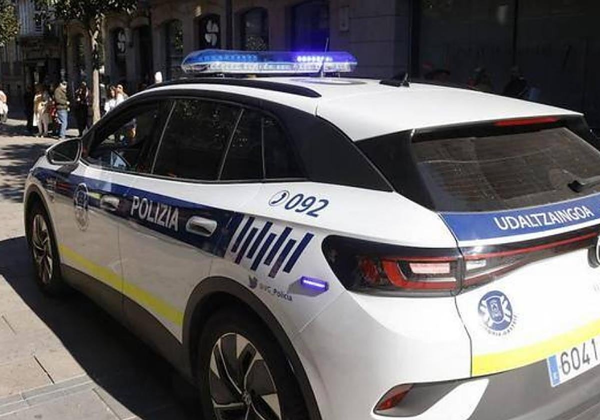 El abono de la carrera de un taxi, desata la pelea de una pareja que acaba detenida en Zaramaga