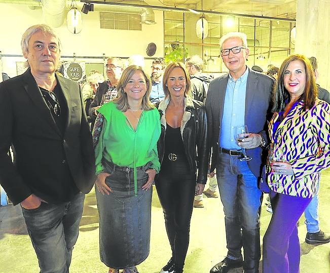 Jorge Gros, Begoña Castaño, Almudena Blanco, Ángel San Mamed y Sonia García.