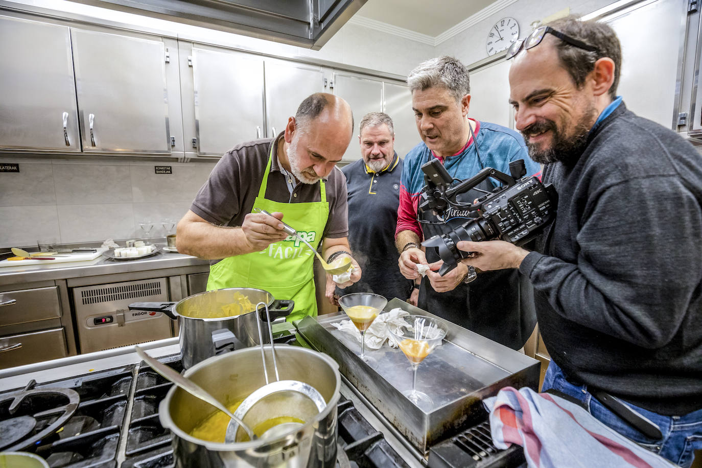 La cena en la sociedad gastronómica Ametza, en imágenes