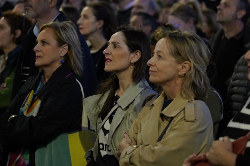 Miles de personas claman en Bilbao para defender el euskera