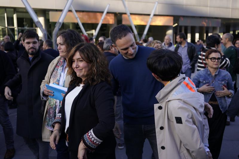 Miles de personas claman en Bilbao para defender el euskera