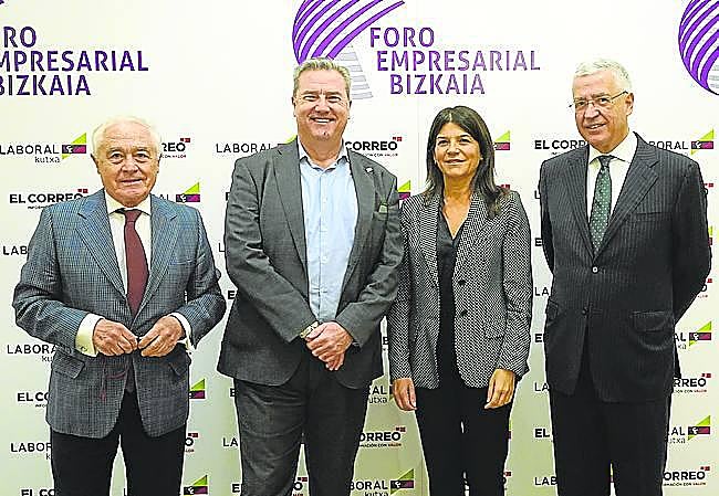 Txema Vázquez Eguskiza, Javier Garcinuño, Amaia Ruiz y Leonides Gutiérrez. 