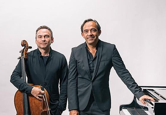 Pavel Gomziakov y Josu Okiñena actuará este sábado en Araia.