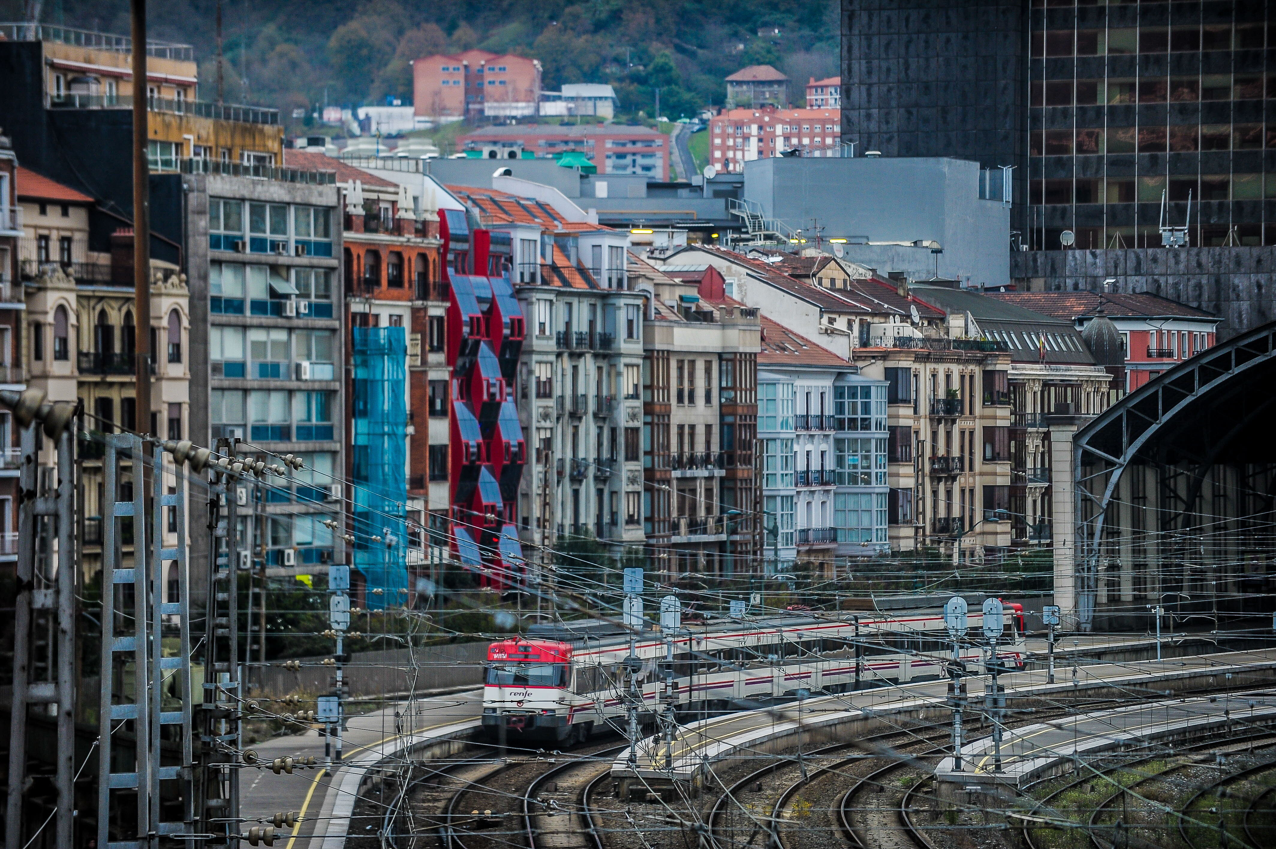 Impulso definitivo al TAV: el Gobierno vasco ejecutará el acceso a Bilbao