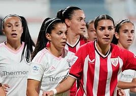 Bibi, en un saque de esquina ante el Madrid CFF, el domingo en Lezama.