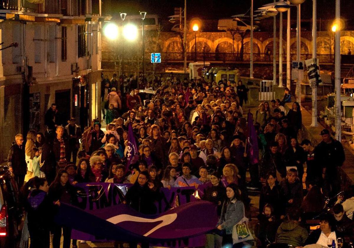 Las manifestaciones volverán a recorrer las calles de los municipios de la costa como Ondarroa.