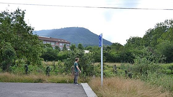 El arroyo Armuru de Amurrio quedará al descubierto en primavera con un entorno verde