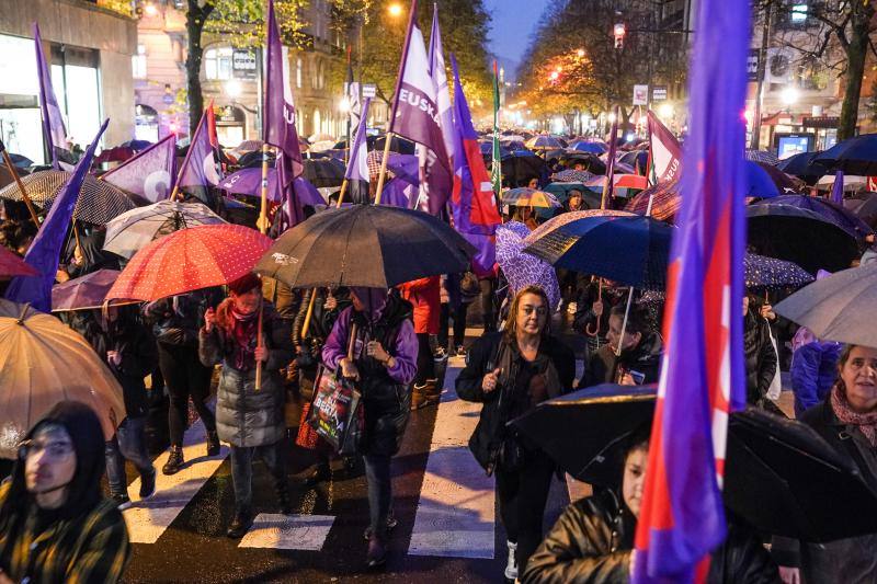 Manifestación por la huelga feminista en Bilbao