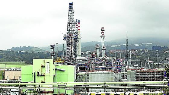 Brufau amaga con desviar a Francia o Portugal inversiones por 1.500 millones