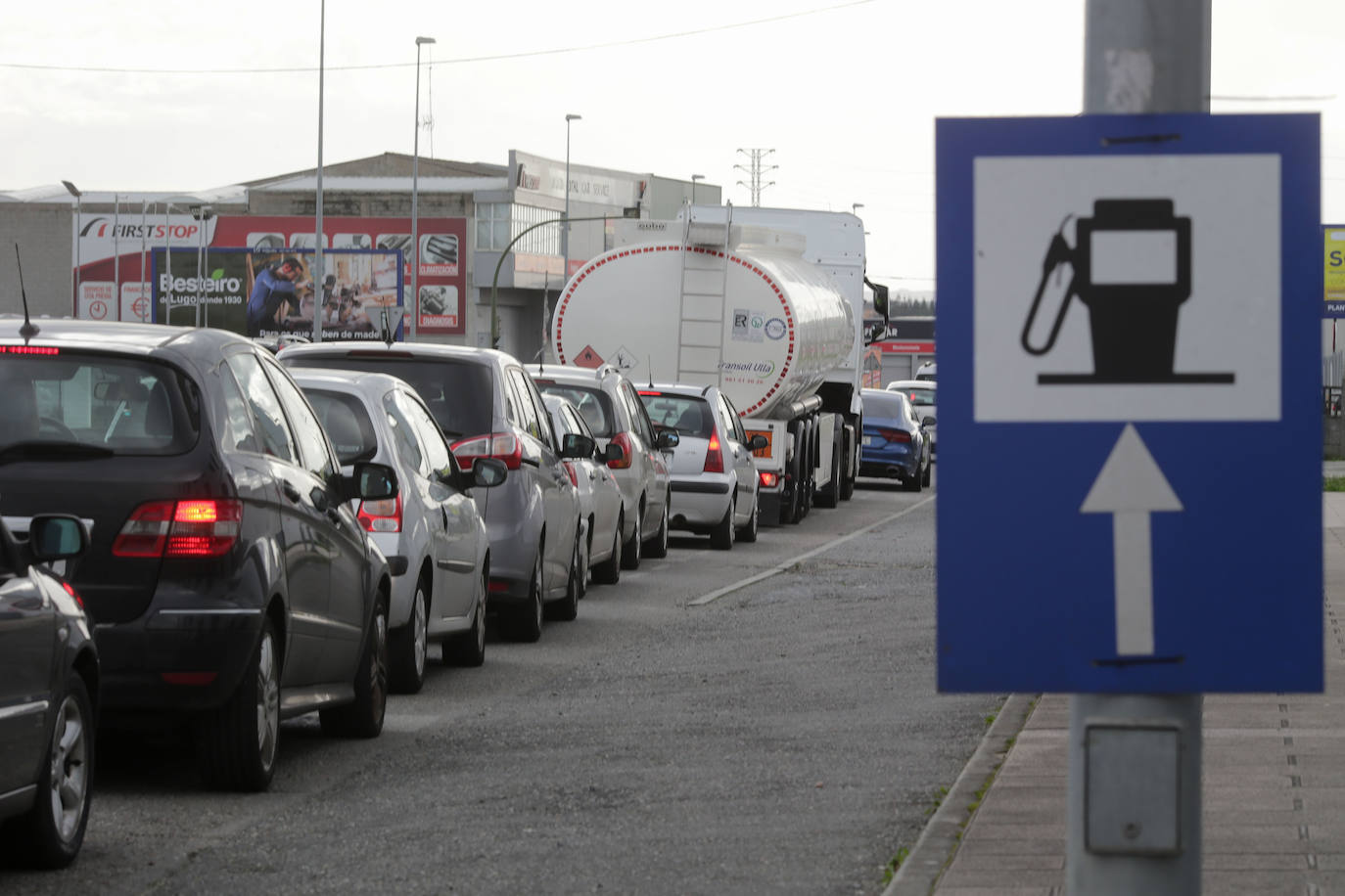 La gasolina registra en Euskadi su precio más bajo en casi dos años