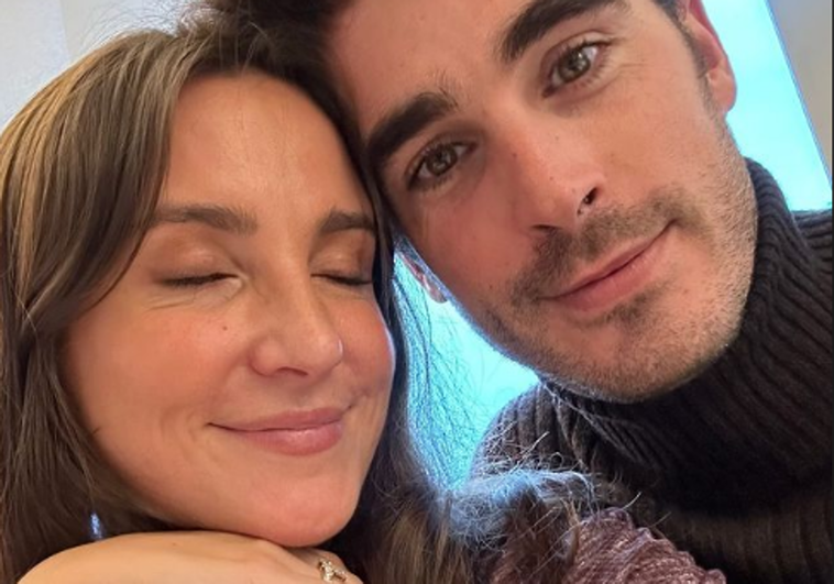 Marta Pombo y Luis Zamalloa este viernes en un selfie que se han hecho en la casa de sus amigos de Bilbao.