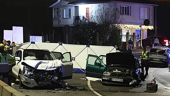 Dos jóvenes de 16 y 17 años fallecen en Pontevedra en un brutal accidente de tráfico