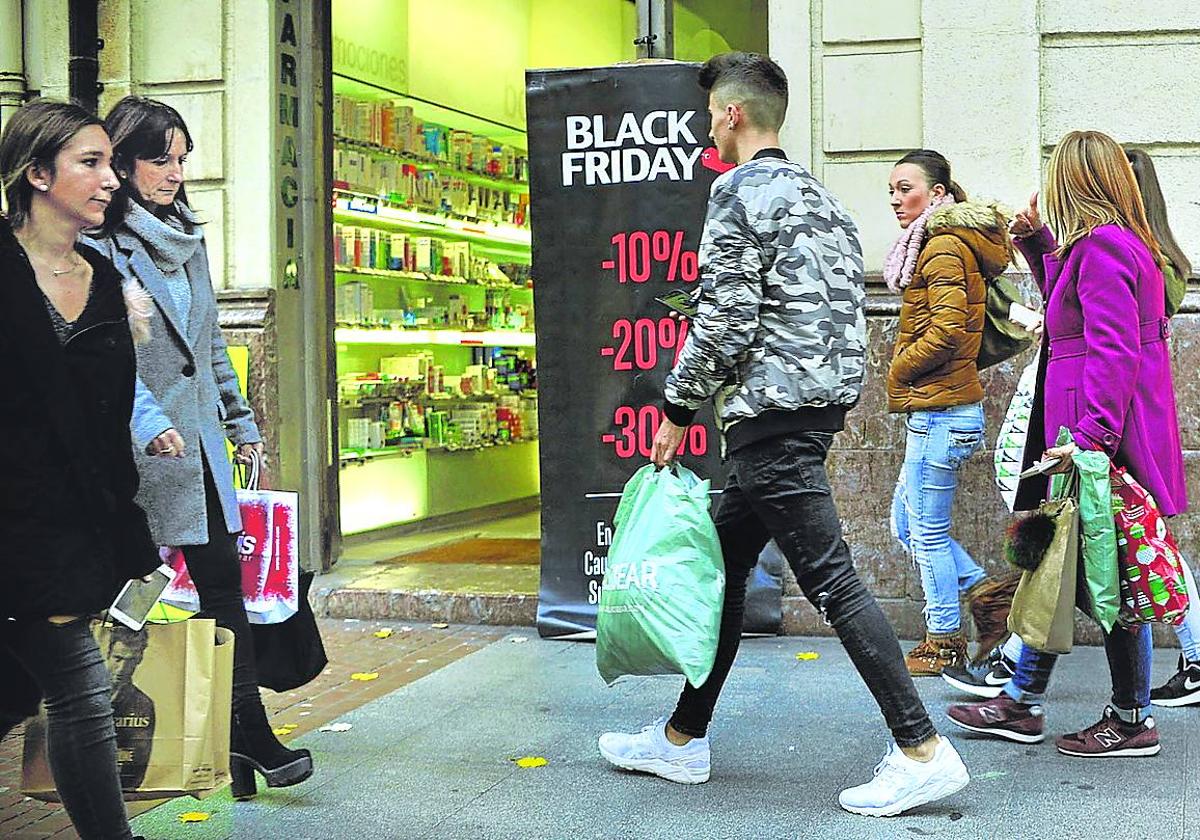 Las compras acusan la inflación y también se resintieron en el 'Black Friday' en Euskadi