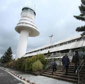 La torre de control del aeropuerto de Vitoria estrenará sistemas para reforzar la seguridad