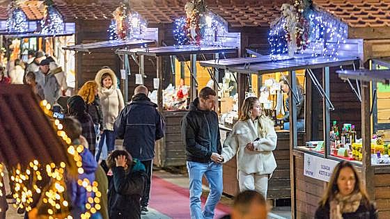 Dulces, queso, belenes... El mercado de Navidad de La Florida regresa con más puestos y actividades