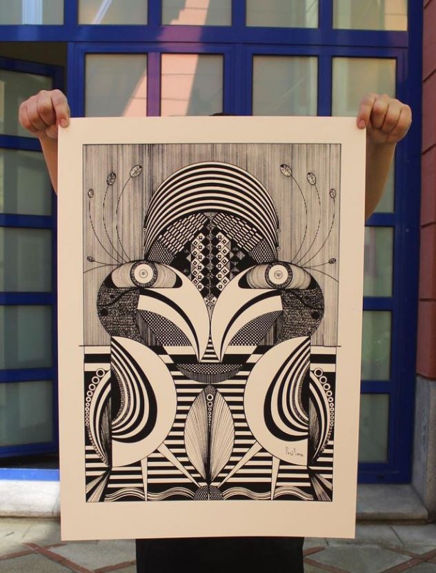 El desconocido taller en Bilbao de Urtzi, el artista de las camisetas diferentes