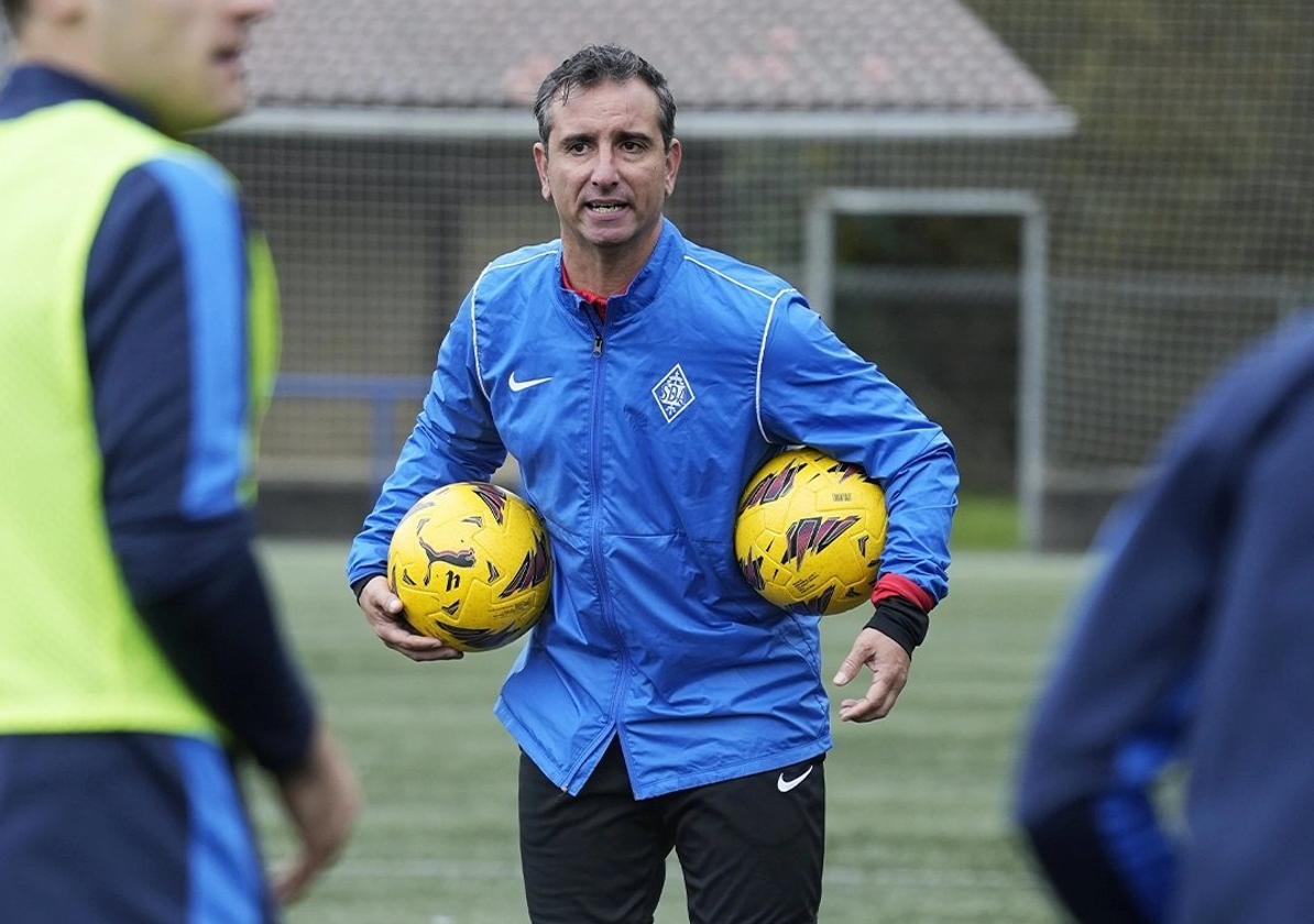 Jandro, durante el entrenamiento matinal en Txolon.