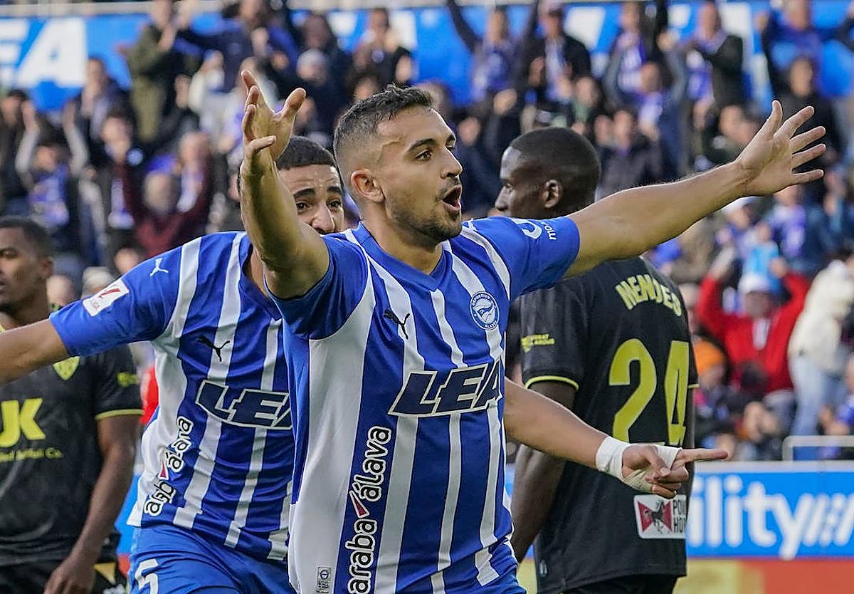 Sedlar celebra el gol ante el Almería.